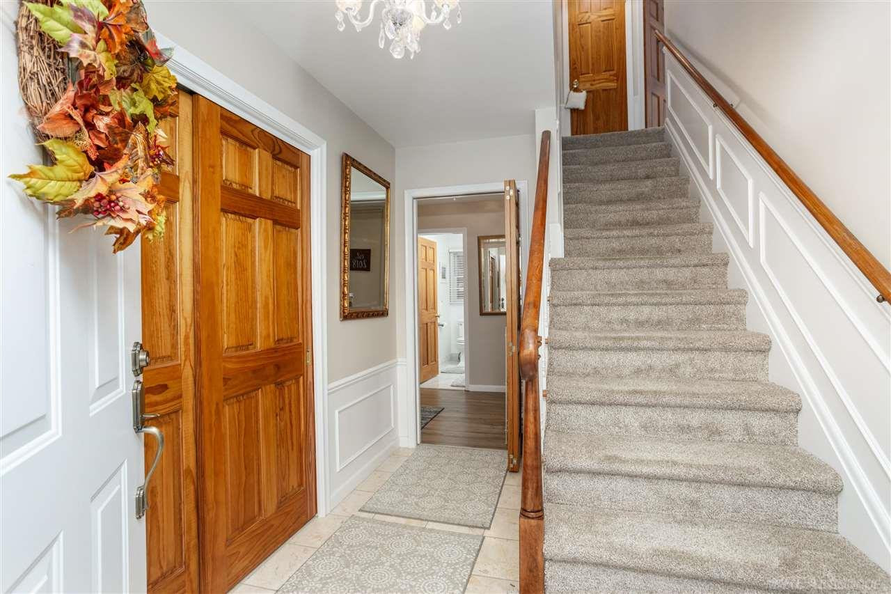 70 Hampton Rd, Grosse Pointe Shores, MI 48236 — Photo 18