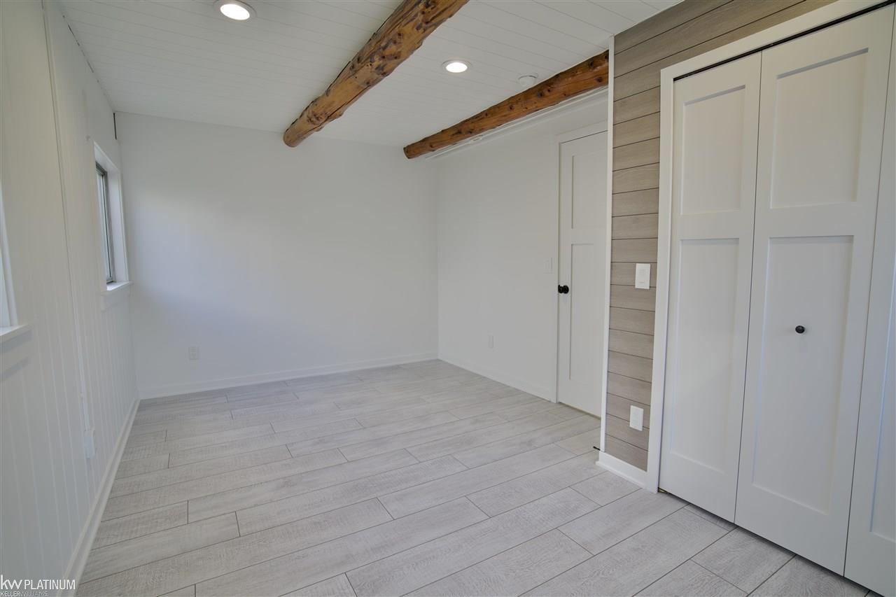 5385 Pointe Drive, MI — Photo 22