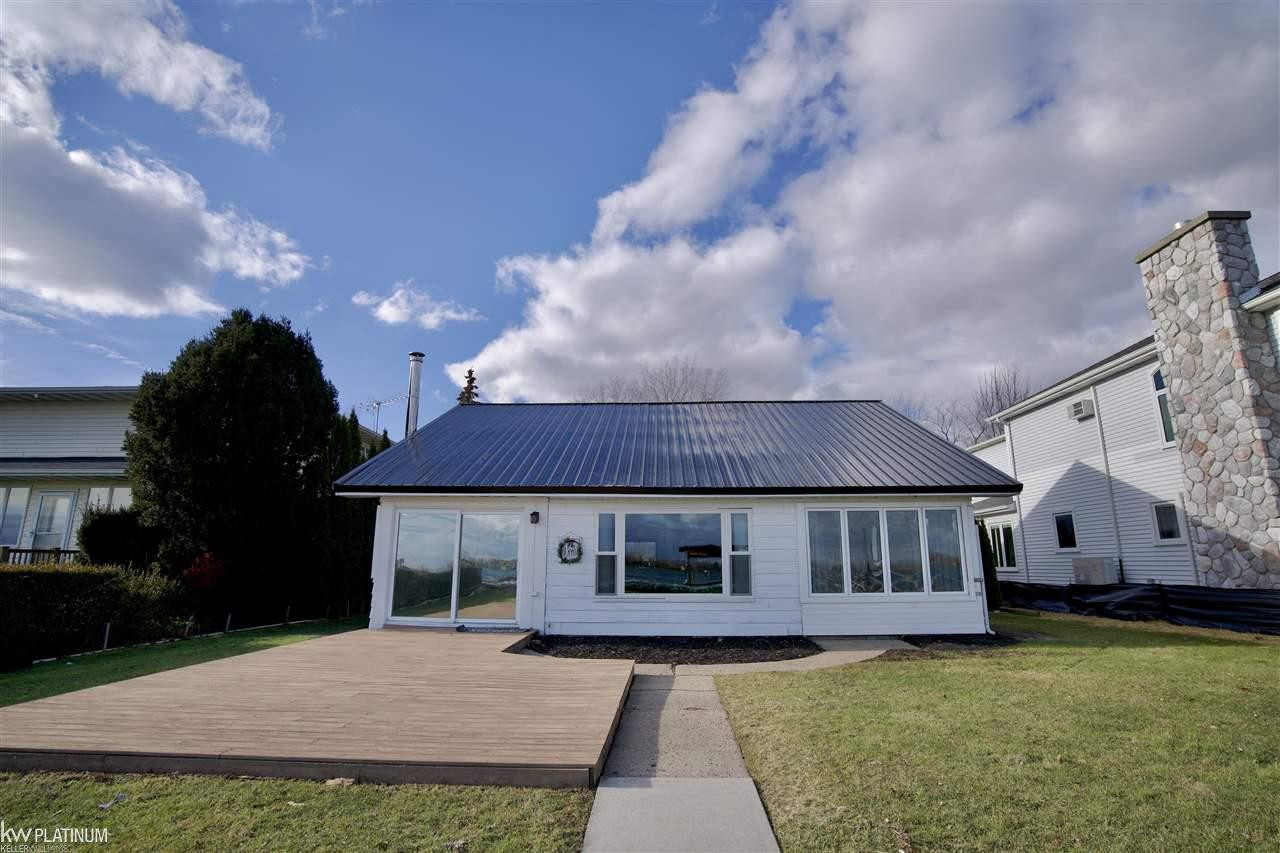 5385 Pointe Drive, MI — Photo 30