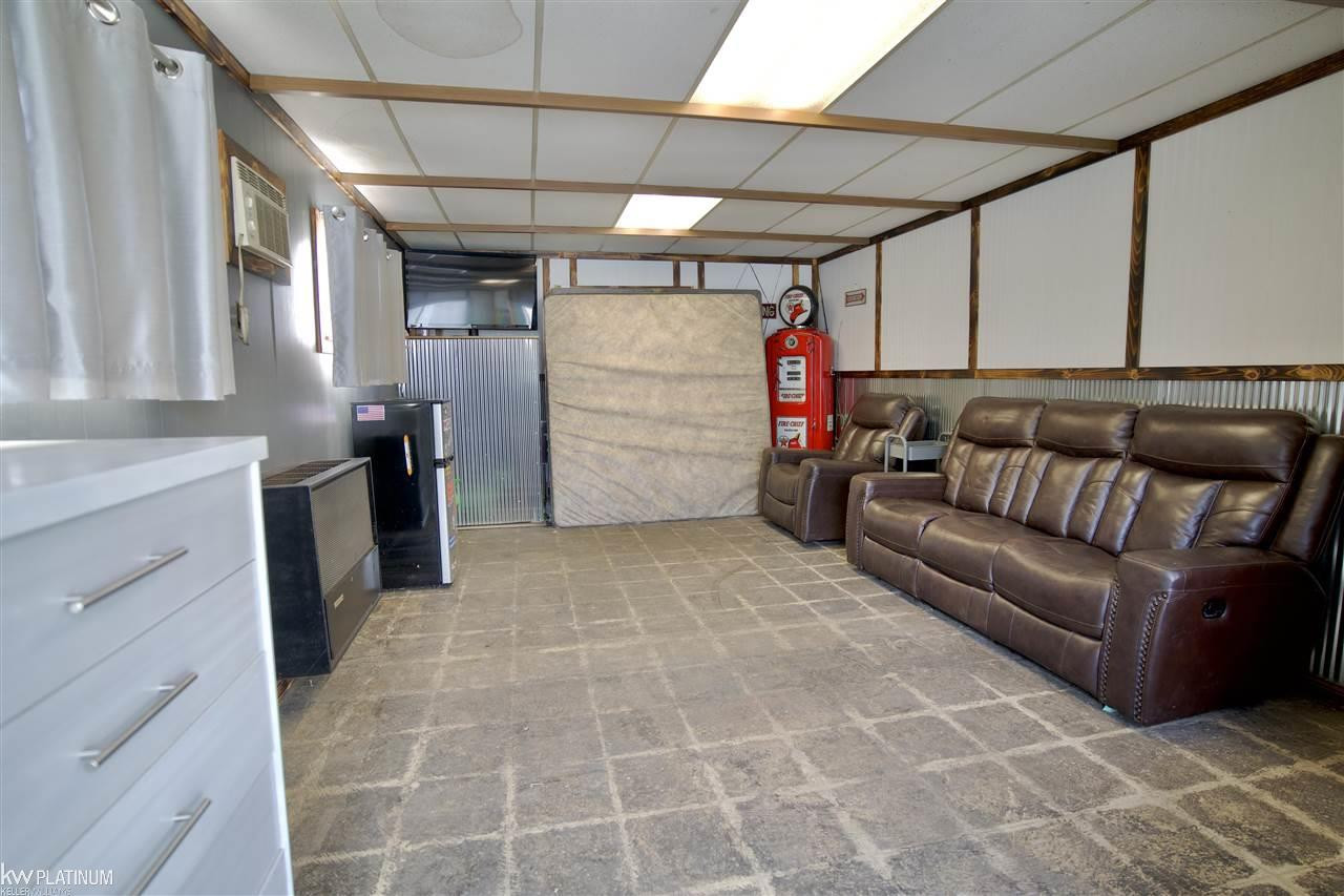 5385 Pointe Drive, MI — Photo 35