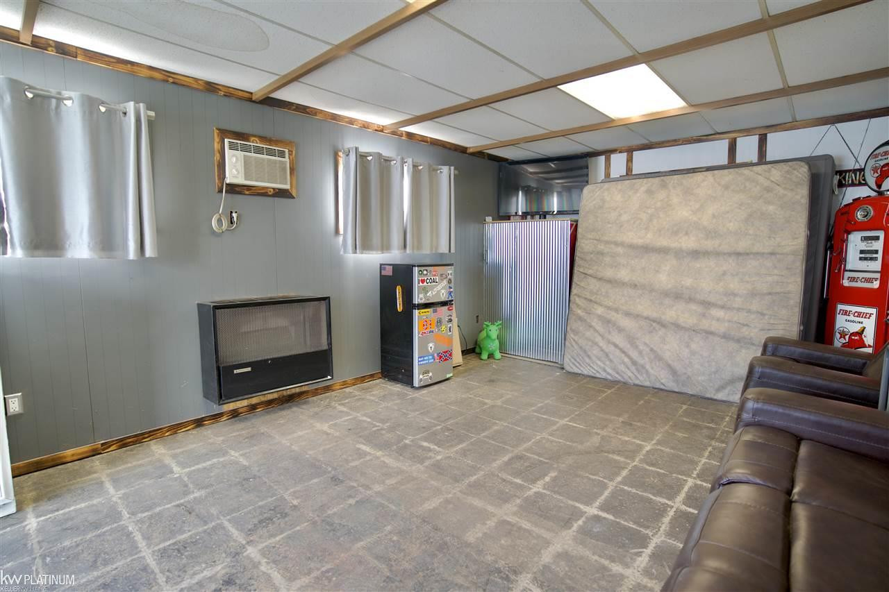 5385 Pointe Drive, MI — Photo 36