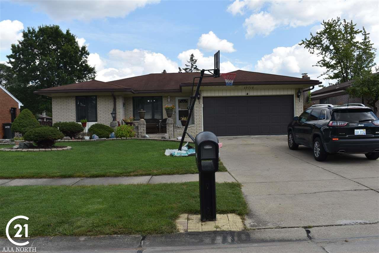 39710 Academy, Sterling Heights, MI 48310 — front exterior