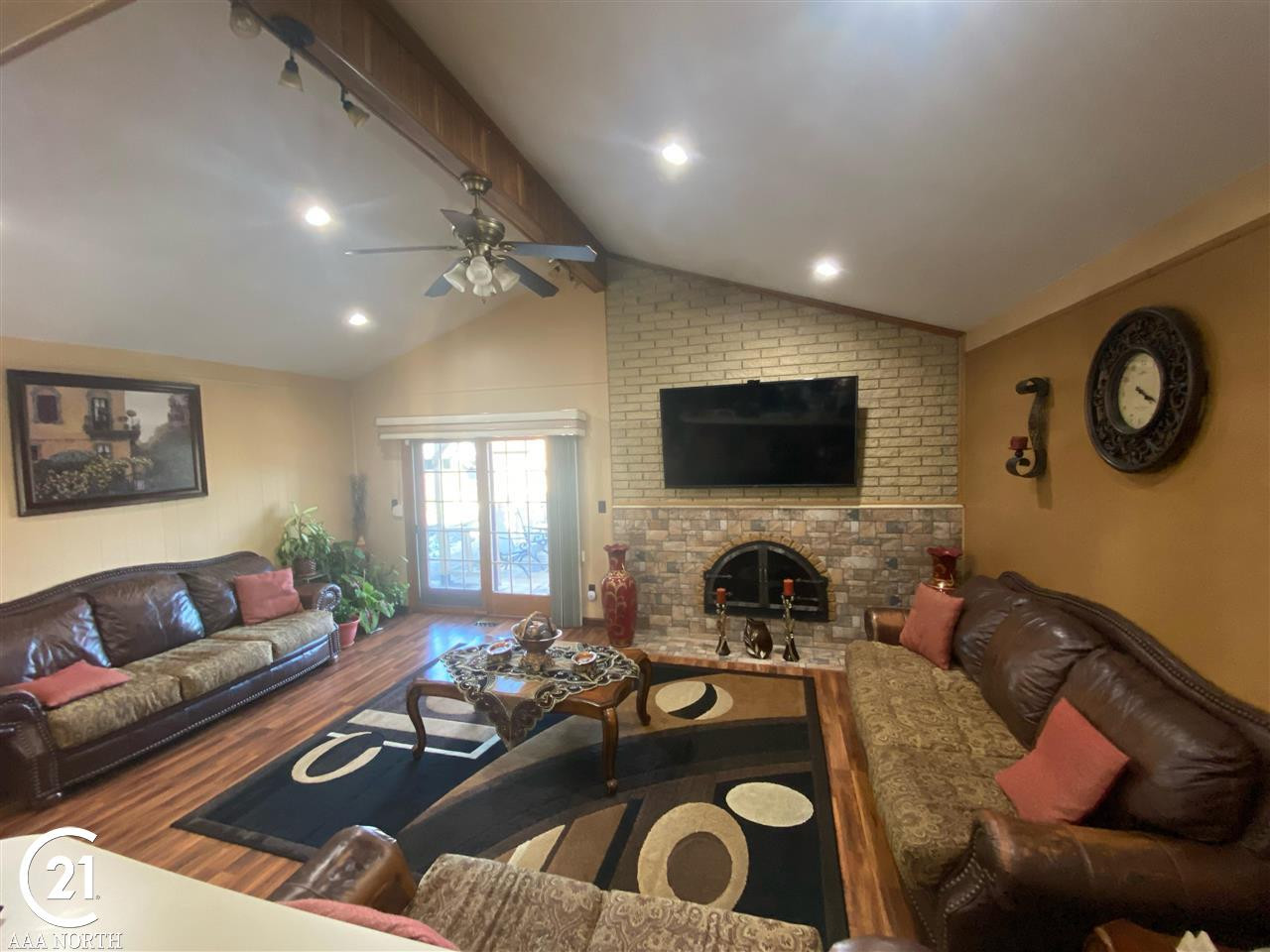 39710 Academy, Sterling Heights, MI 48310 — Photo 5
