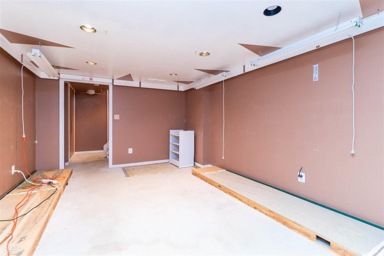 4669 Admiral, Sterling Heights, MI 48310 — Photo 35
