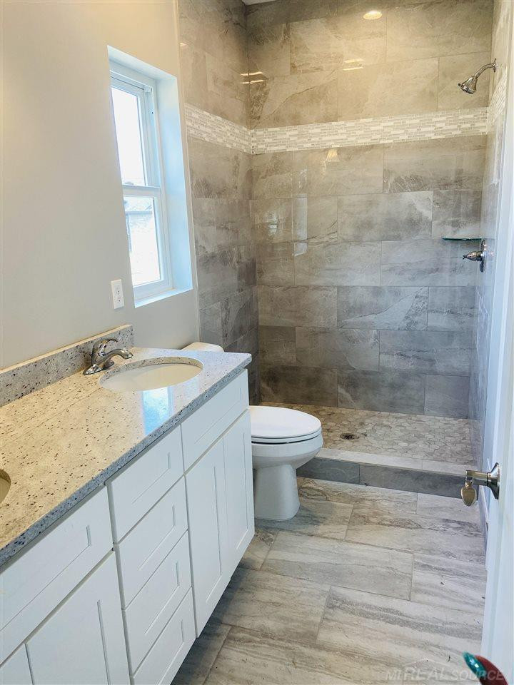 5166 June drive, Almont, MI 48003 — Photo 6