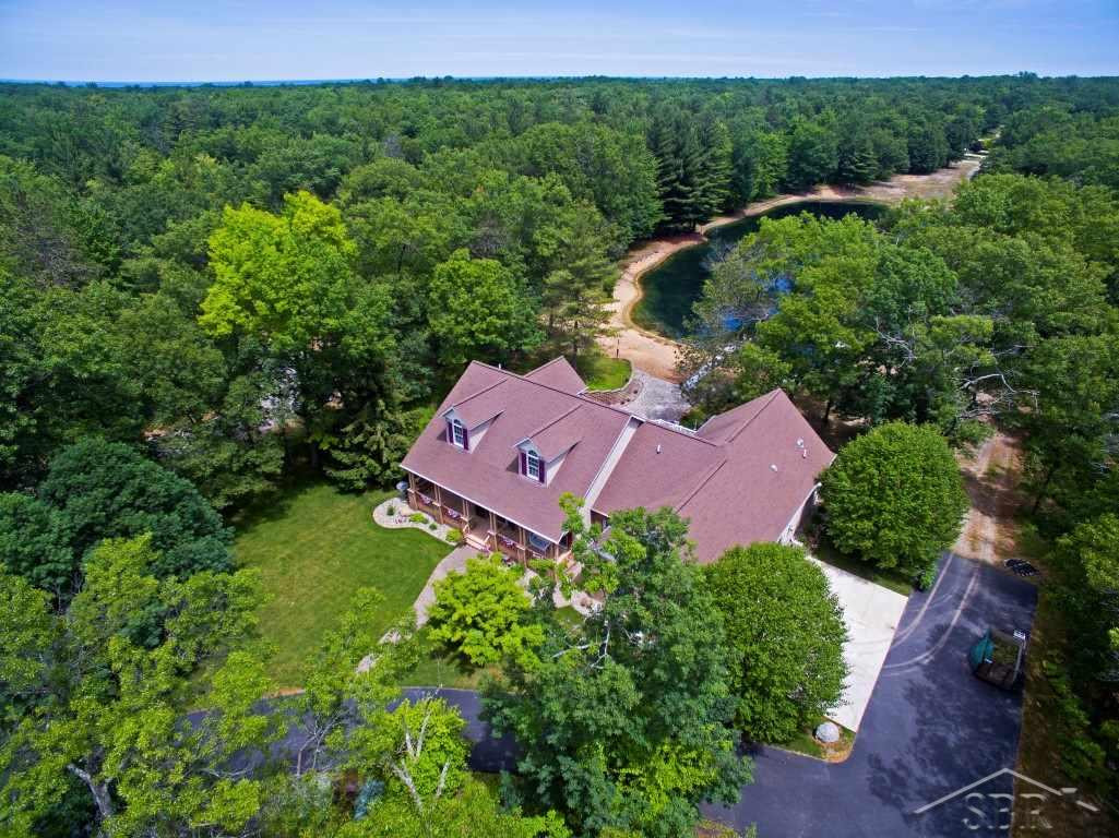 5723 Tipperary Drive, Caseville, MI 48725 — Photo 12