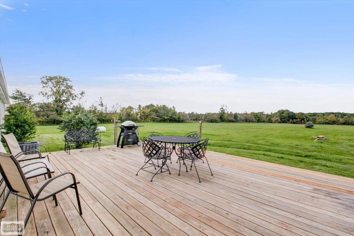 8143 Gibbons Road, Grant, MI 48032 — Photo 3