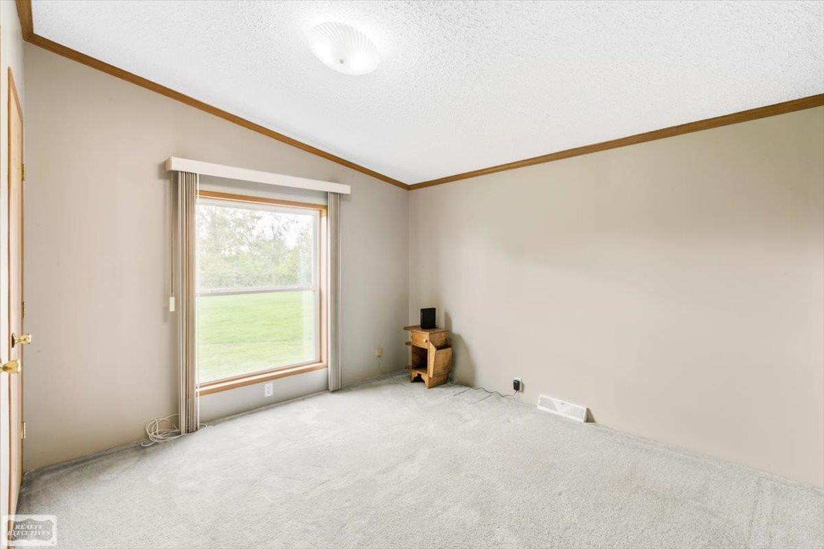 8143 Gibbons Road, Grant, MI 48032 — Photo 21