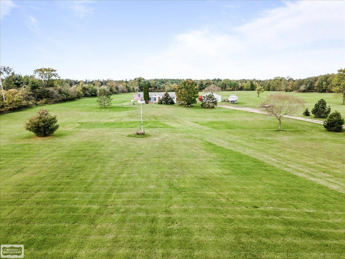 8143 Gibbons Road, Grant, MI 48032 — Photo 38