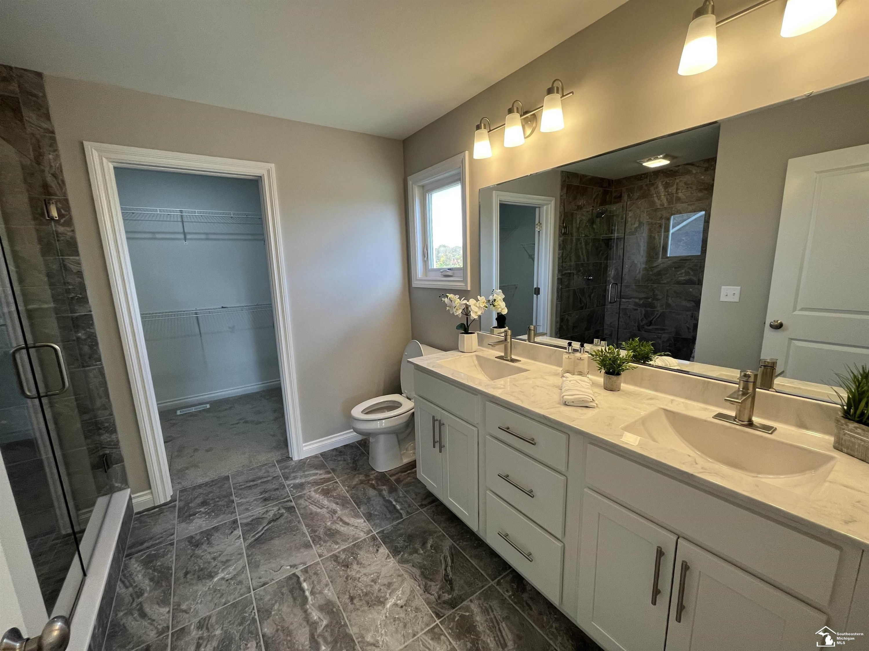 8285 Grande Lake Circle, Temperance, MI 48182 — Photo 15