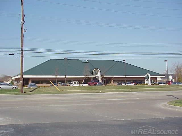 39425 Garfield Road, Clinton Twp, MI 48038
