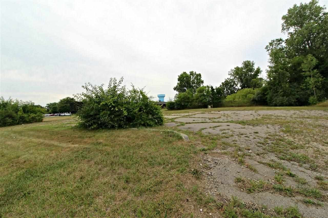 3309 Beecher Road, Flint, MI 48532