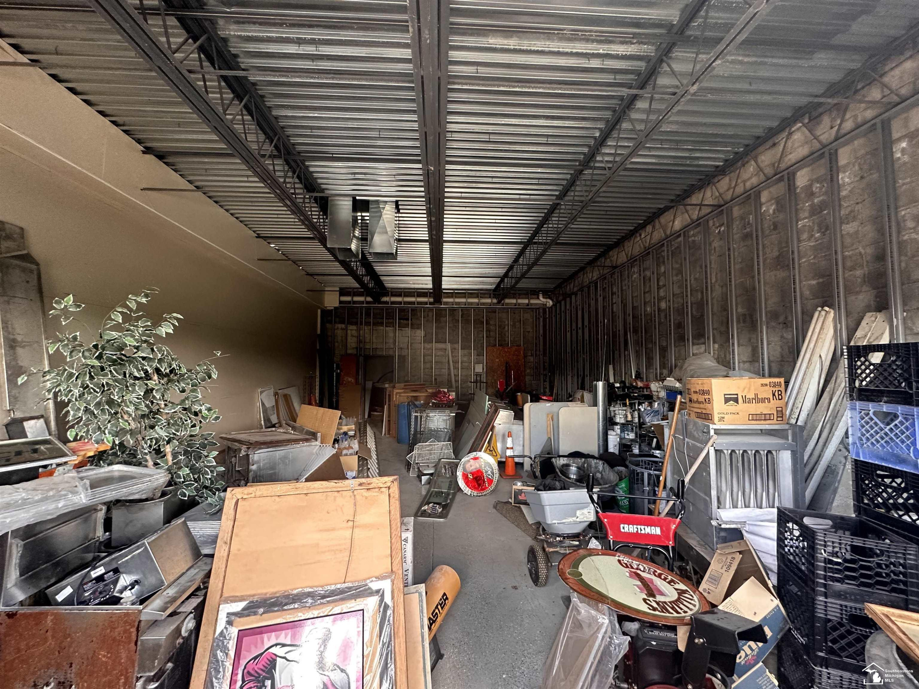 8196 N Dixie Highway, Newport, MI 48166 — Photo 2