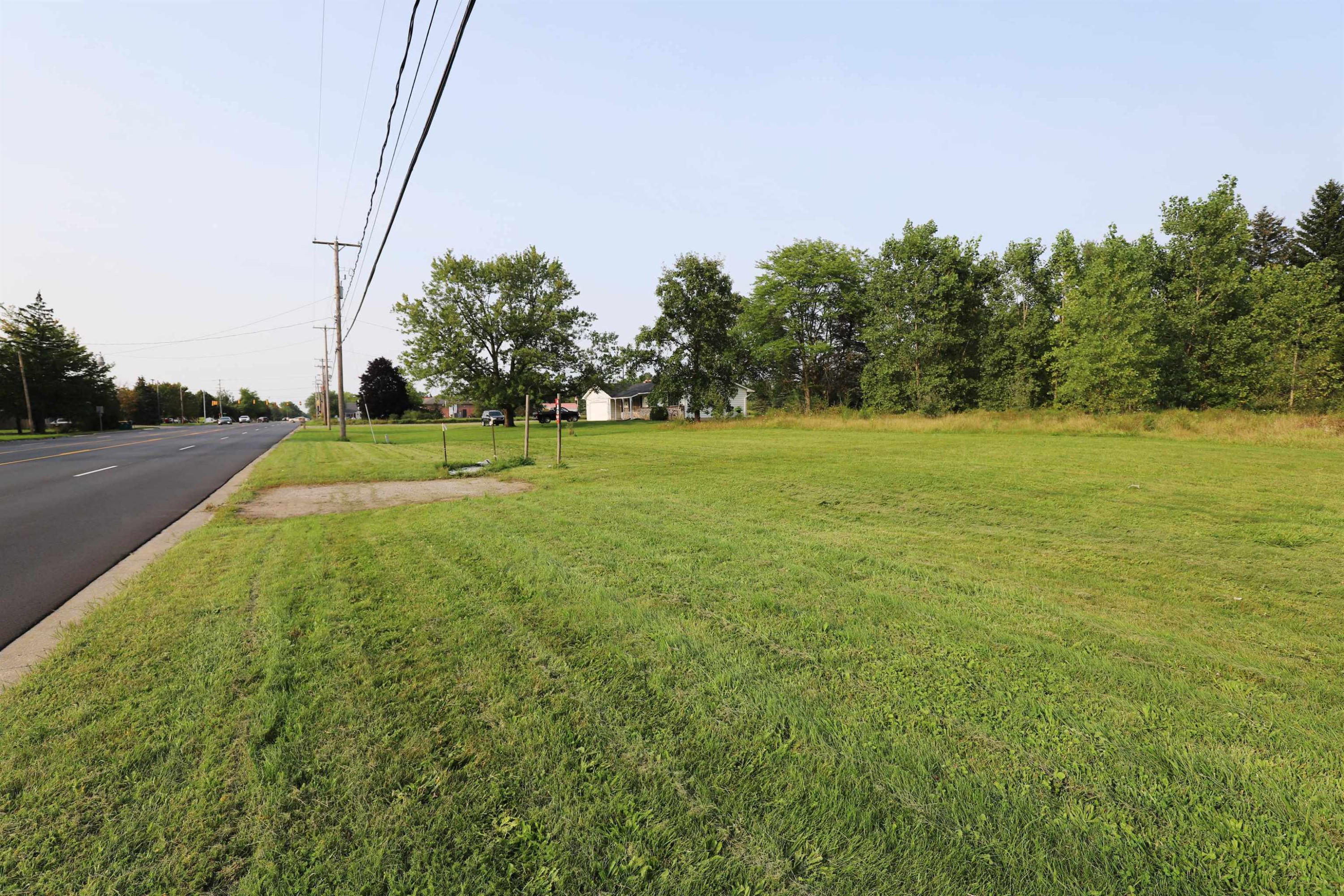 3452-3466-3480 Elms Road, Flushing, MI, 48433