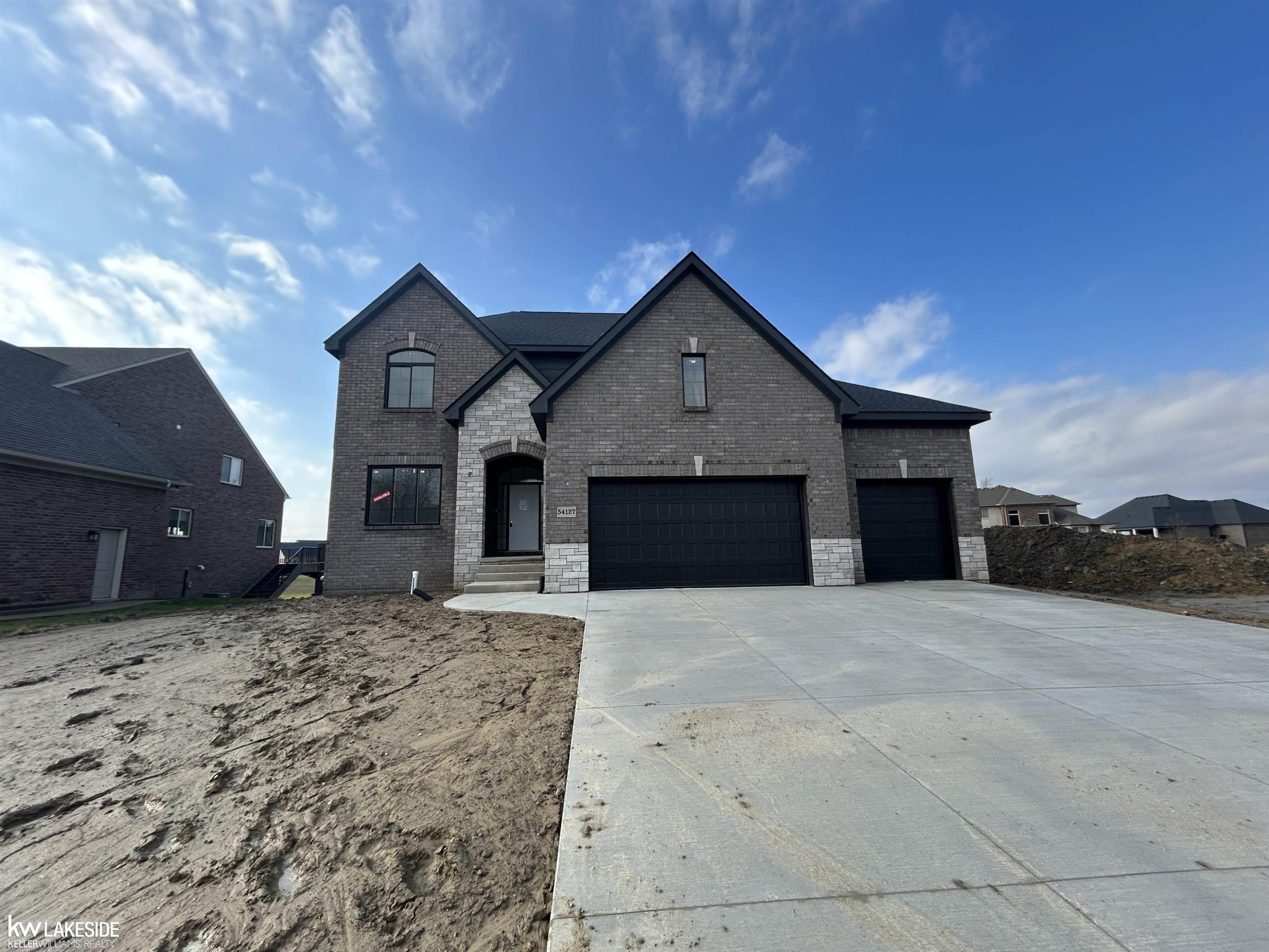 54127 Carrigan Drive, New Baltimore, MI 48047 — Photo 3
