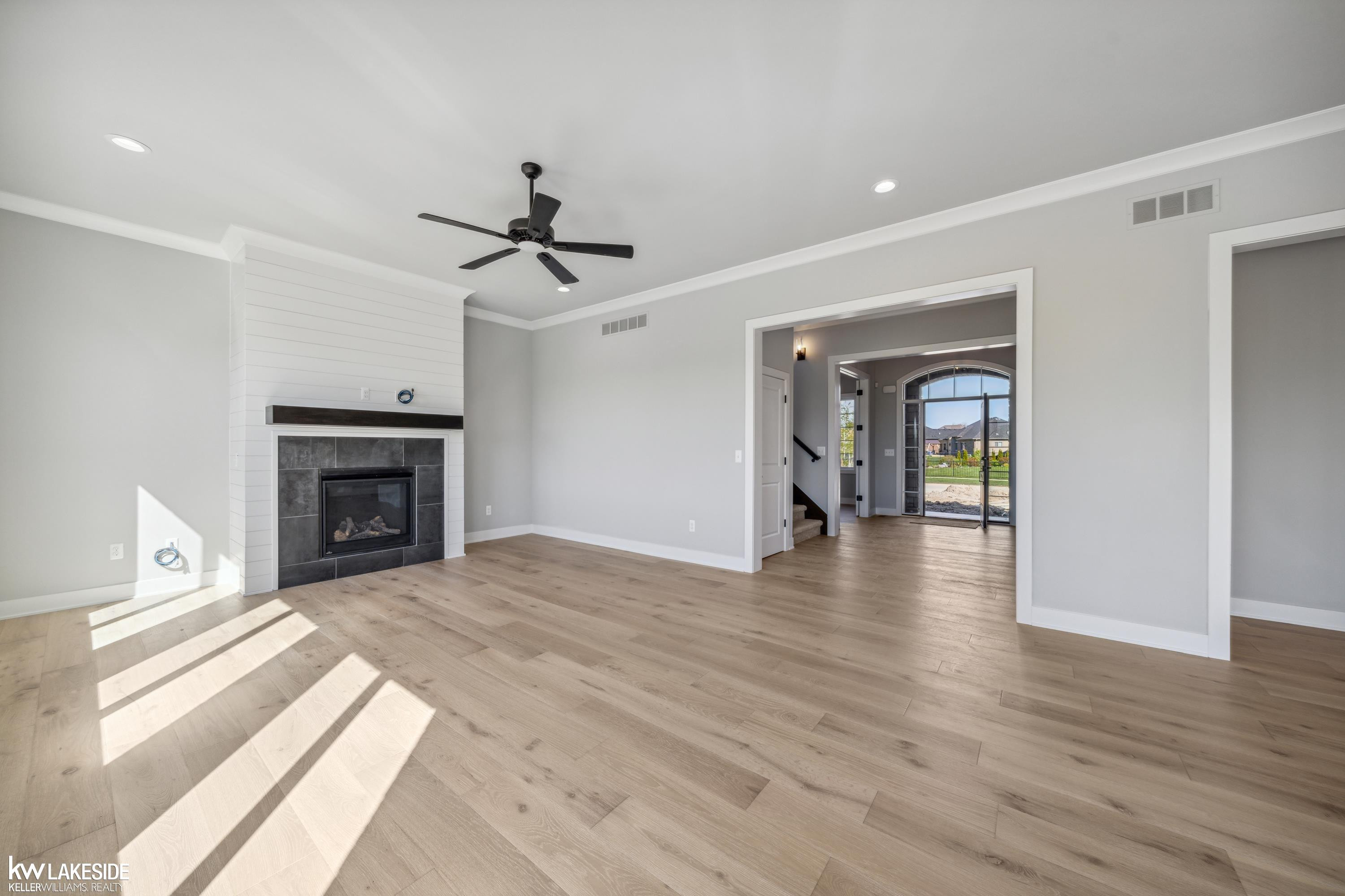 54127 Carrigan Drive, New Baltimore, MI 48047 — Photo 14