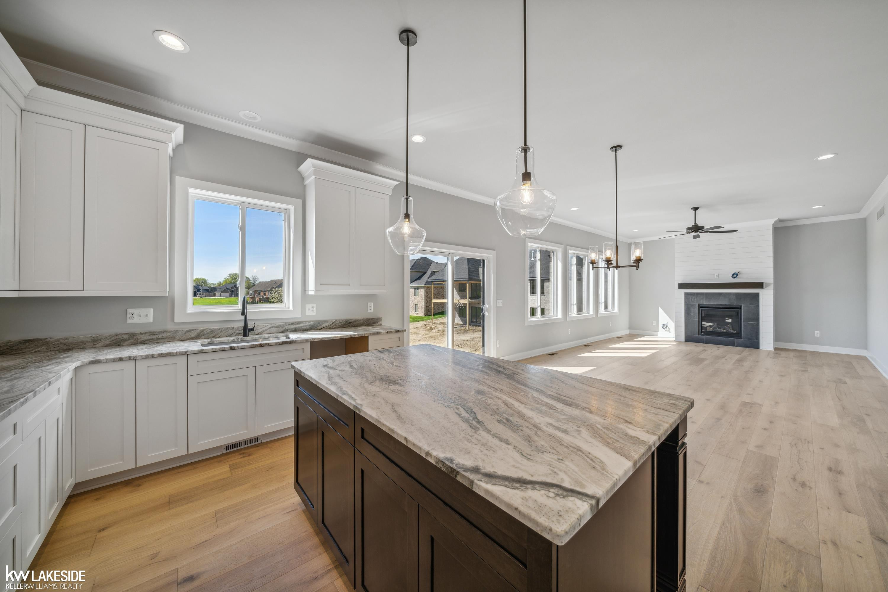 54127 Carrigan Drive, New Baltimore, MI 48047 — Photo 17