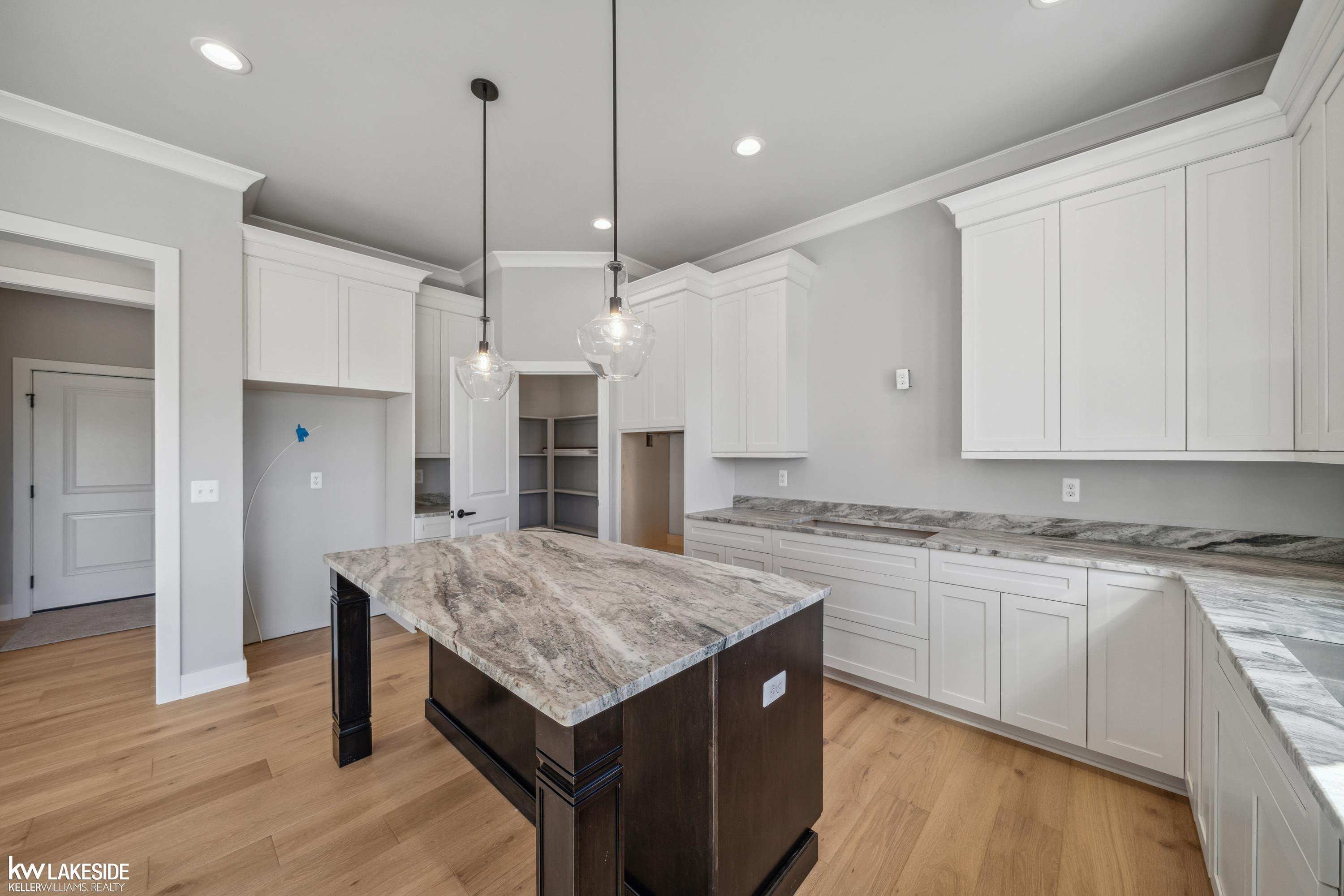 54127 Carrigan Drive, New Baltimore, MI 48047 — Photo 18