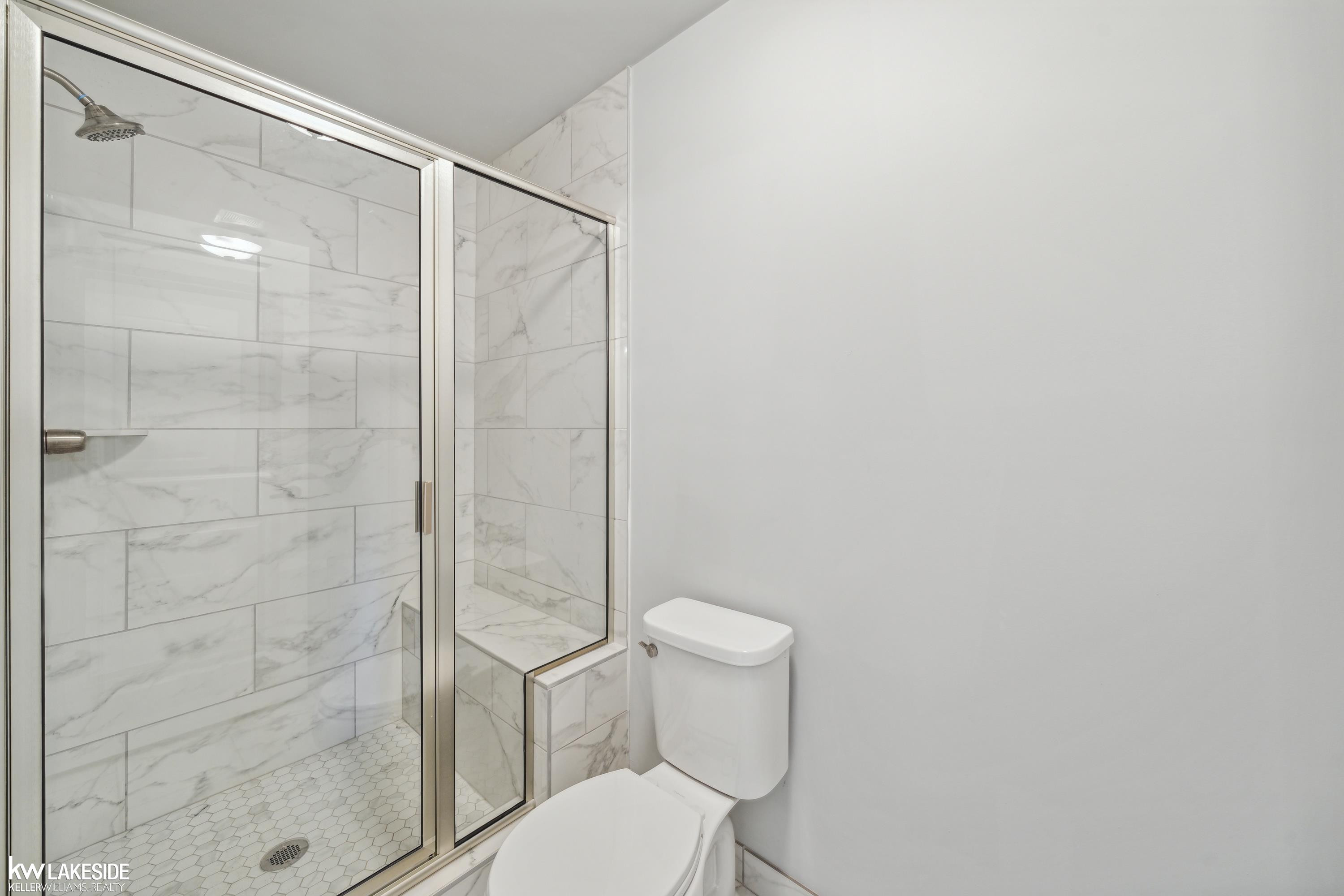 54127 Carrigan Drive, New Baltimore, MI 48047 — Photo 36