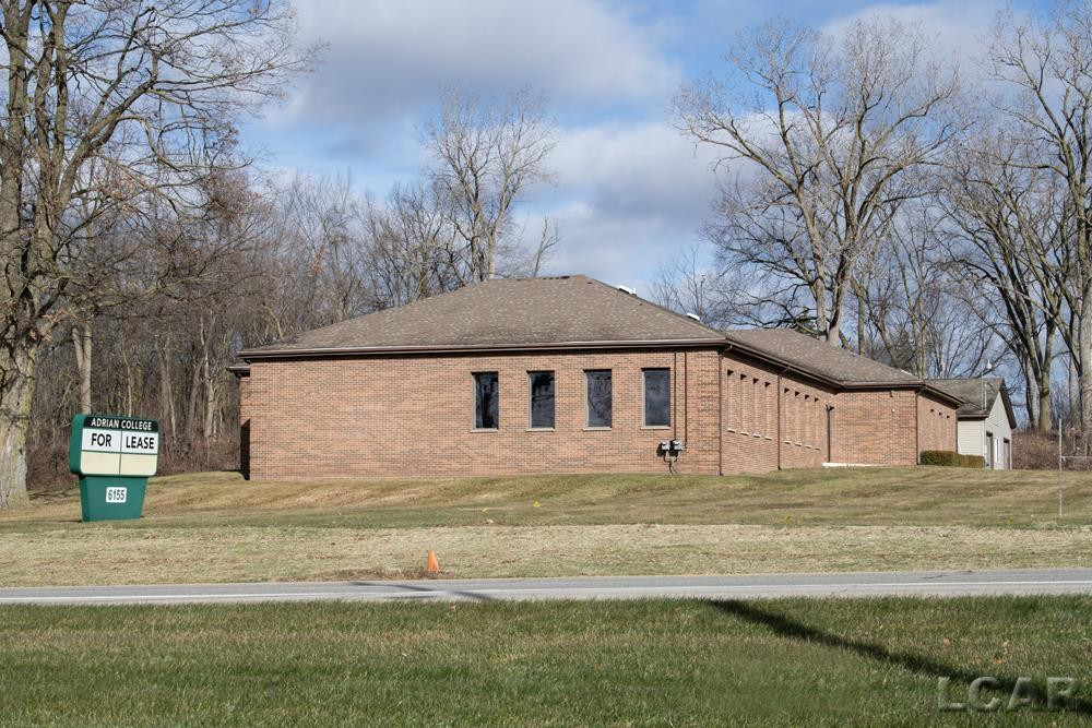 6155 W US 223 Highway, Addison, MI 49220 — Photo 2