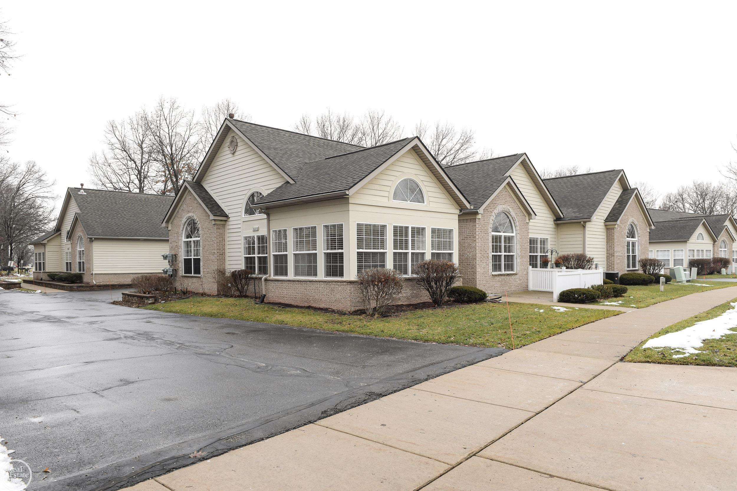 36230 Abbey Drive, Westland, MI — Photo 3