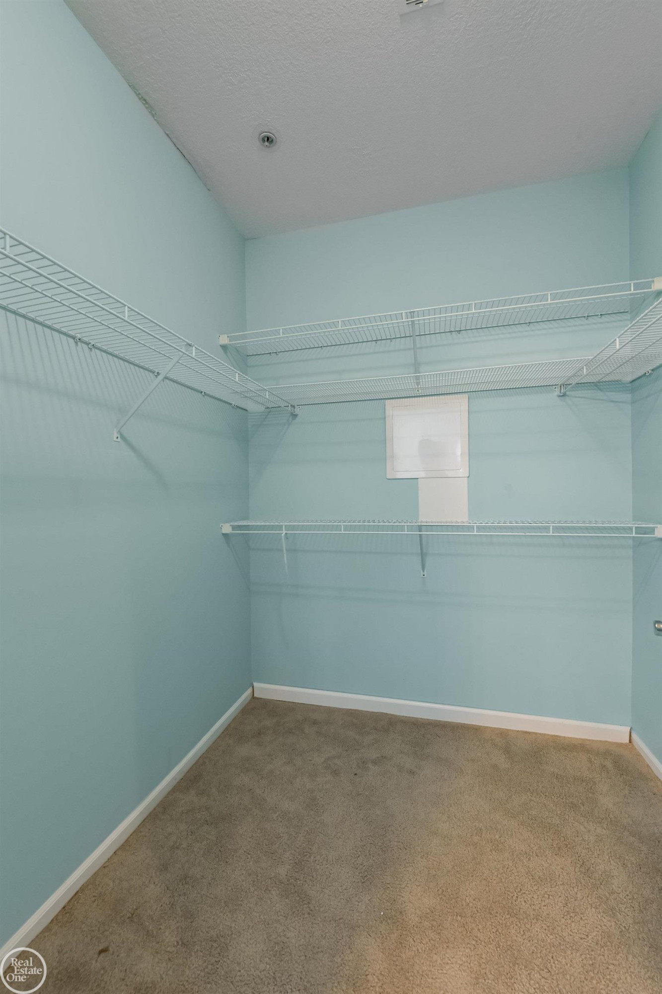 36230 Abbey Drive, Westland, MI — Photo 36