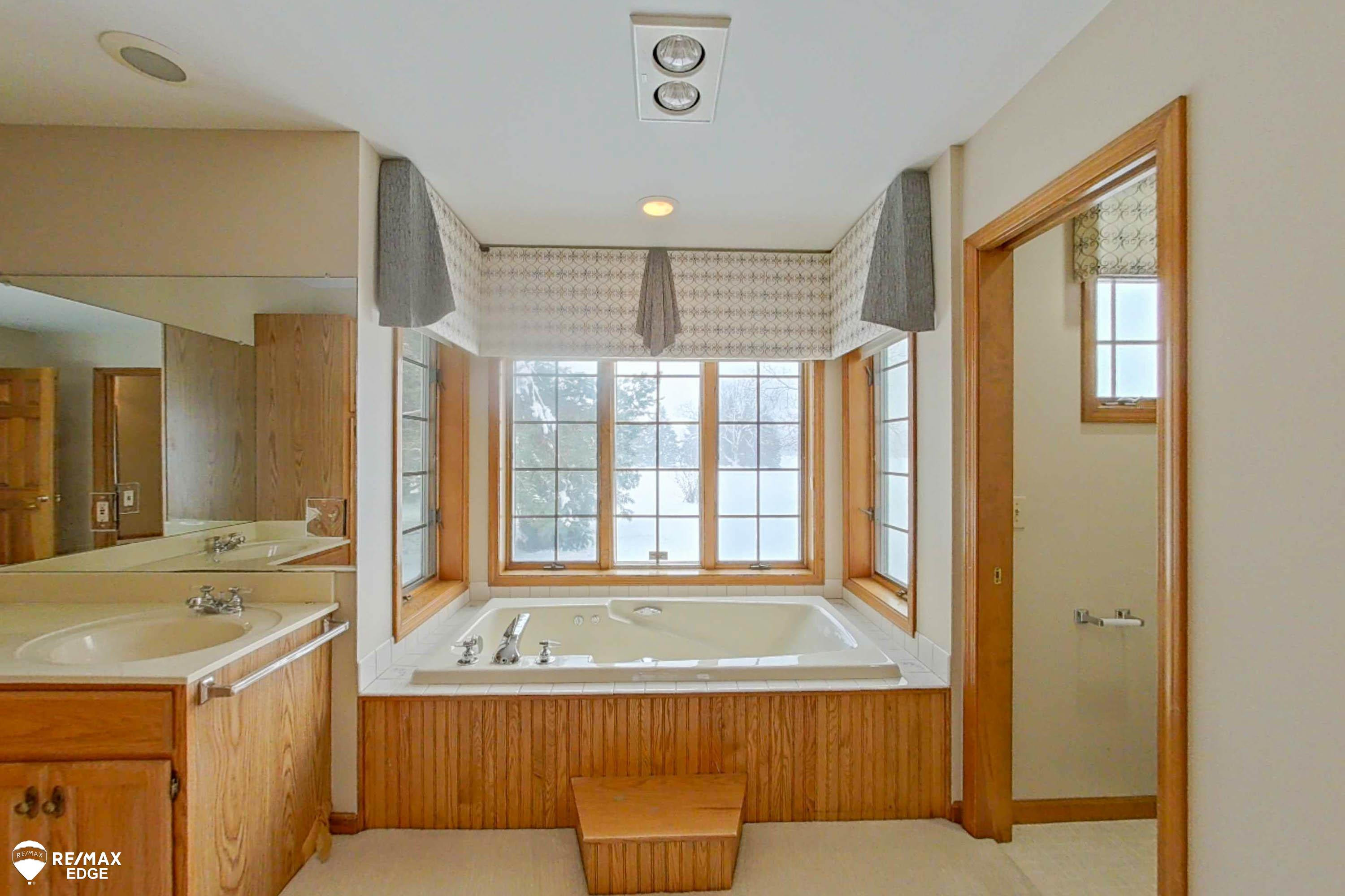 909 Myers Road, Lapeer, MI 48446 — Photo 20