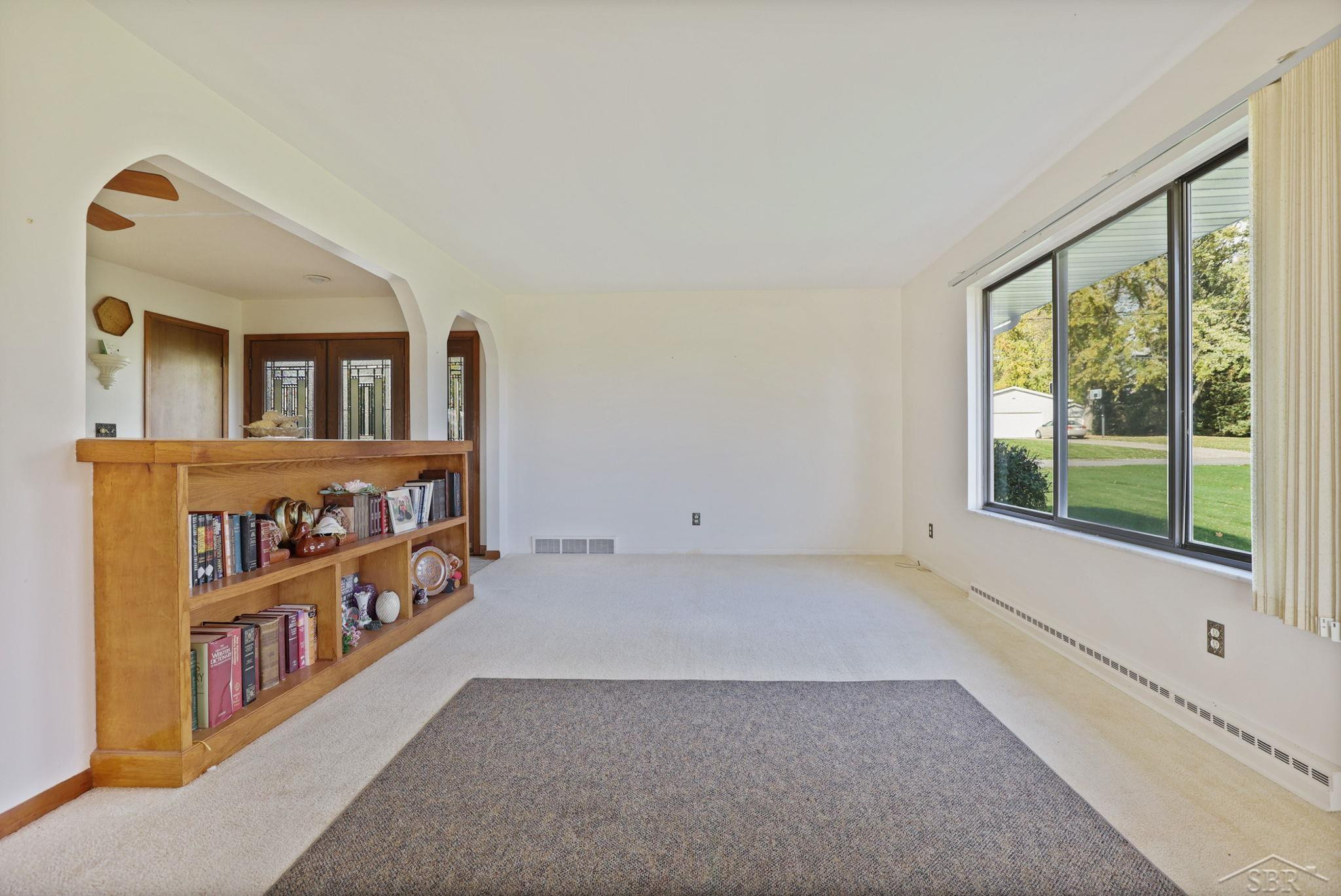 11878 Ayre Lane, Frankenmuth, MI 48734 — Photo 17