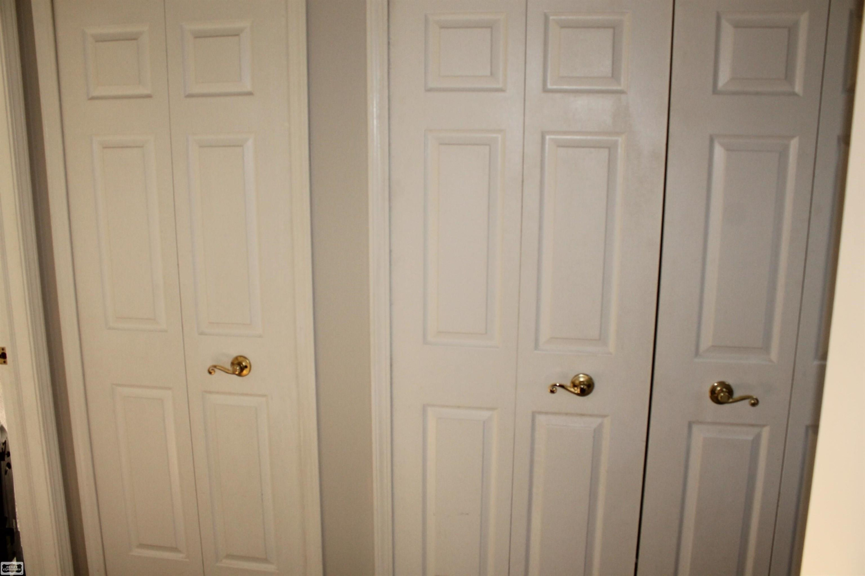 38658 Harrison Creek Court, MI — Photo 15