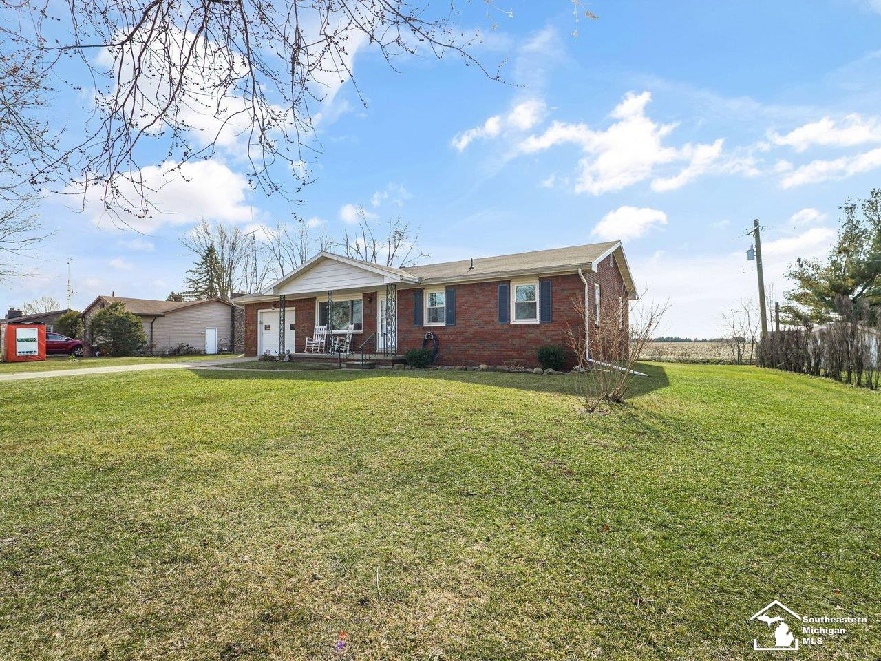 6749 Linden, Monroe, MI 48162 — Photo 3