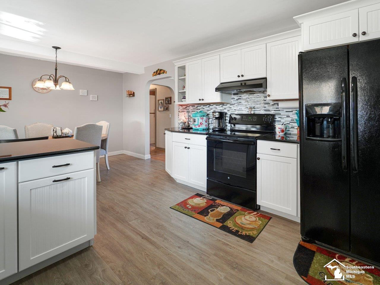 6749 Linden, Monroe, MI 48162 — Photo 13