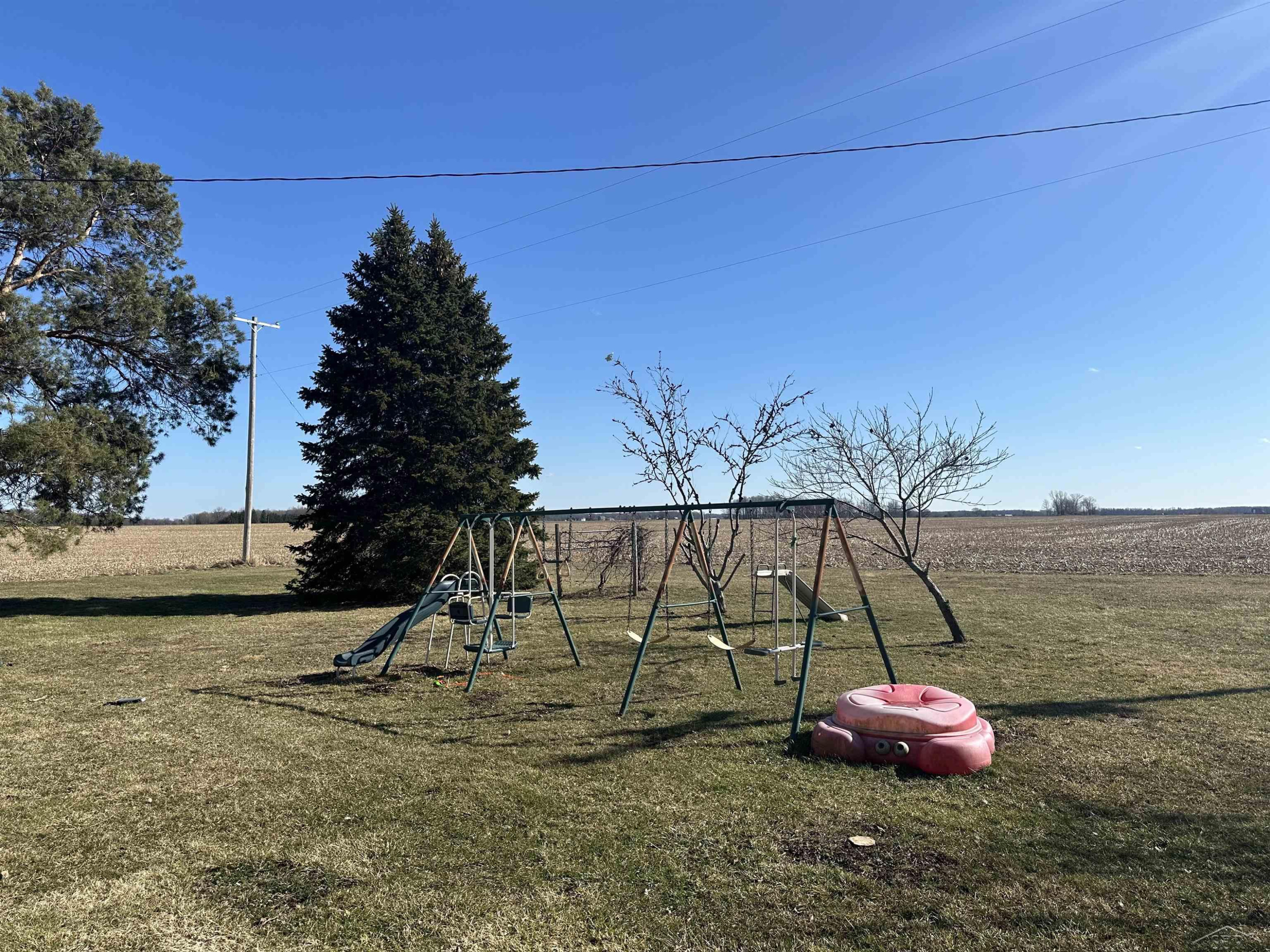 7453 W Centerline, MI 48879 — Photo 37