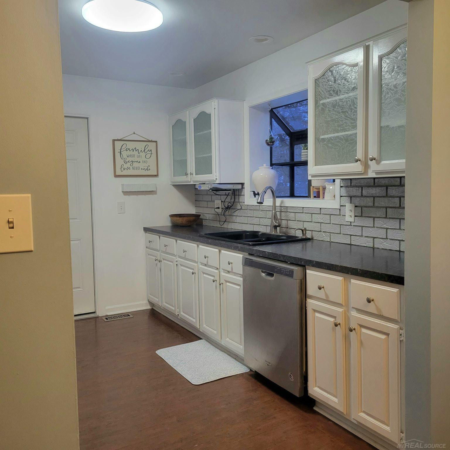 11479 Farmhill Drive, Fenton, MI 48430 — Photo 17