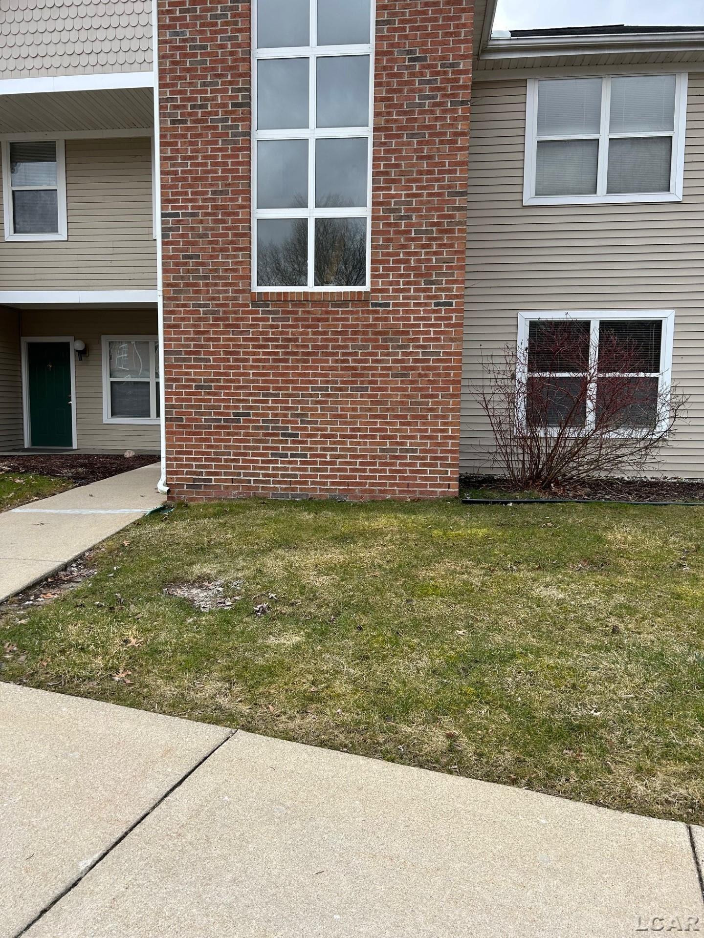 1001 E Duncan 1 D Avenue, Manchester, MI 48158 — Photo 2