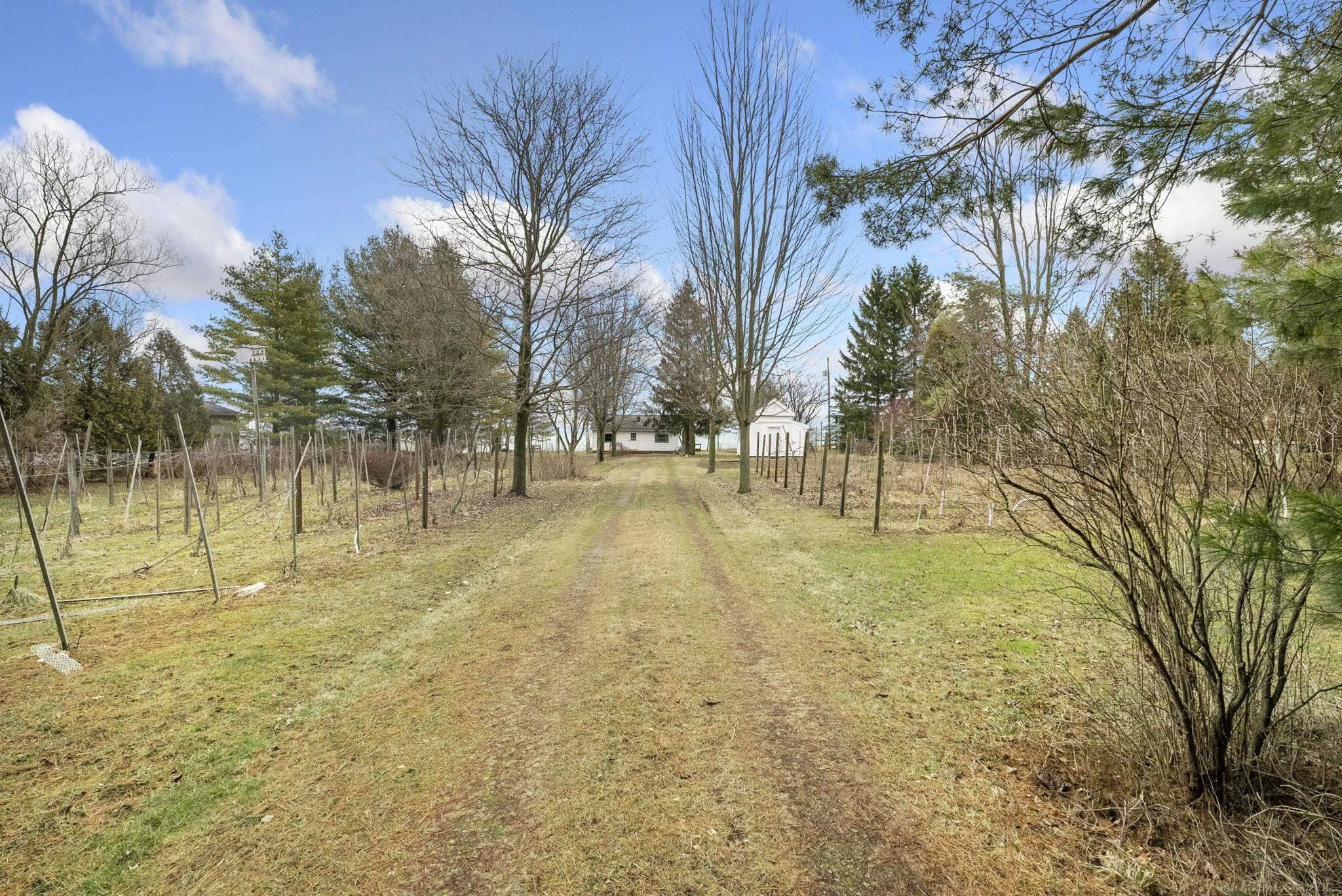 4828 N Lakeshore Road, Deckerville, MI 48427 — Photo 7