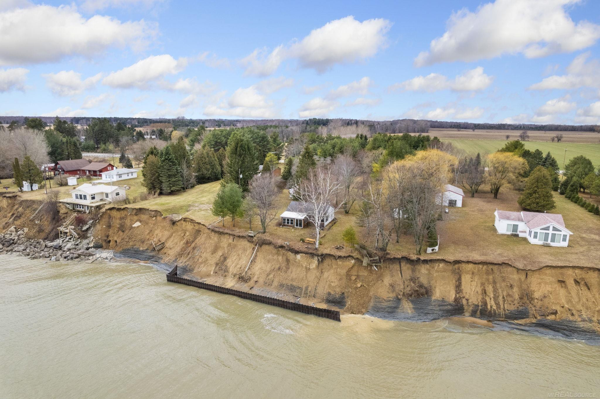 4828 N Lakeshore Road, Deckerville, MI 48427 — Photo 39