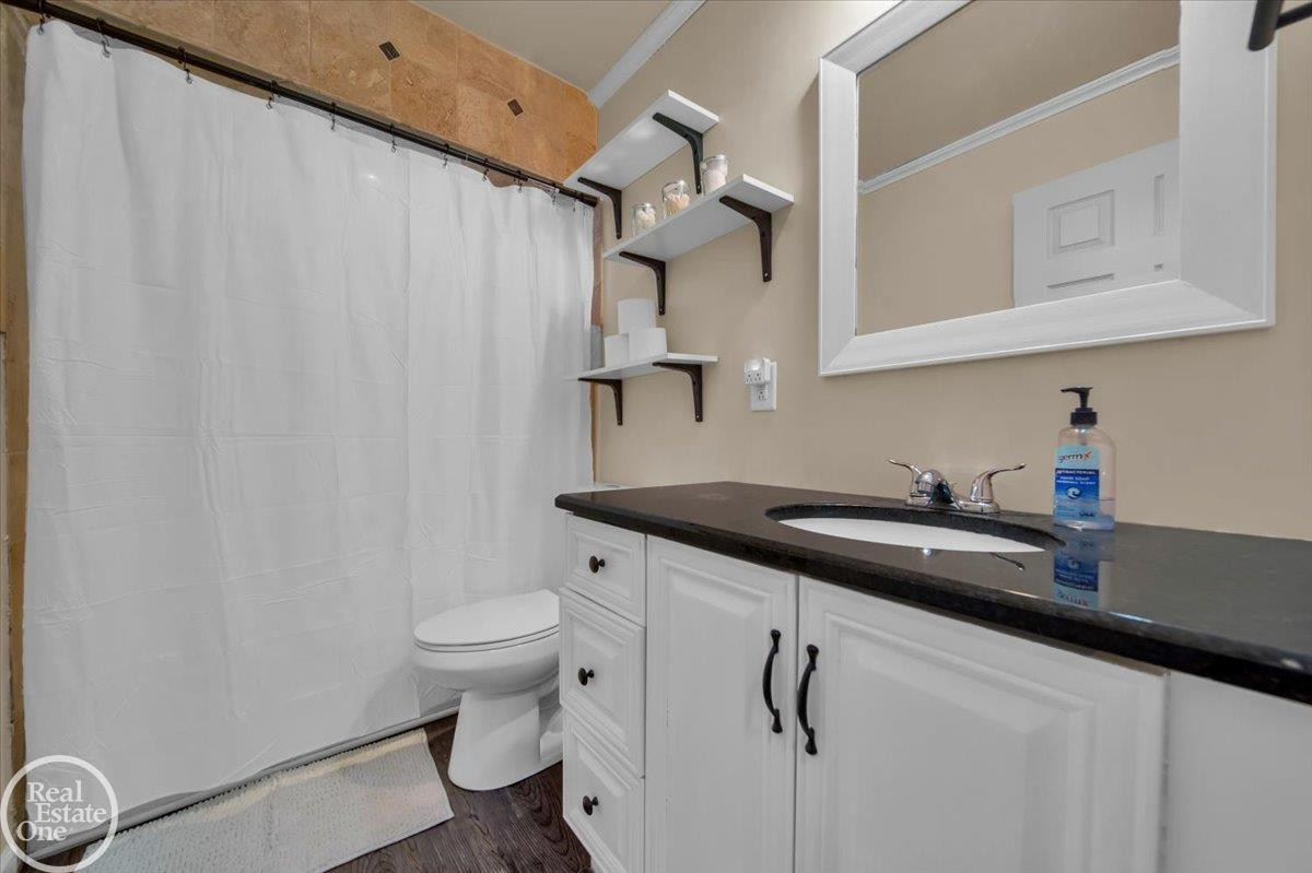 2592 Palomas, Wolverine Lake, MI 48390 — Photo 17