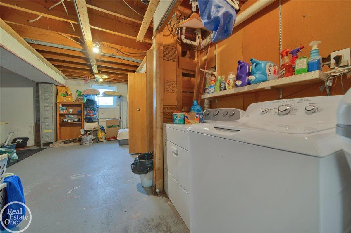 2592 Palomas, Wolverine Lake, MI 48390 — Photo 20