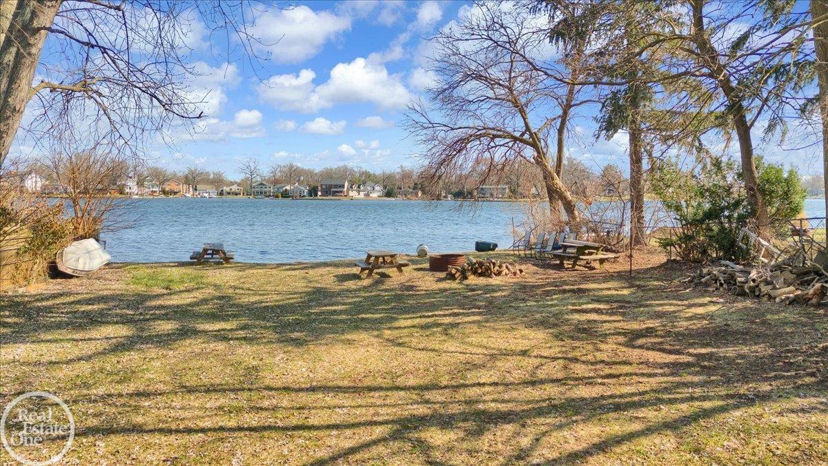 2592 Palomas, Wolverine Lake, MI 48390 — Photo 34