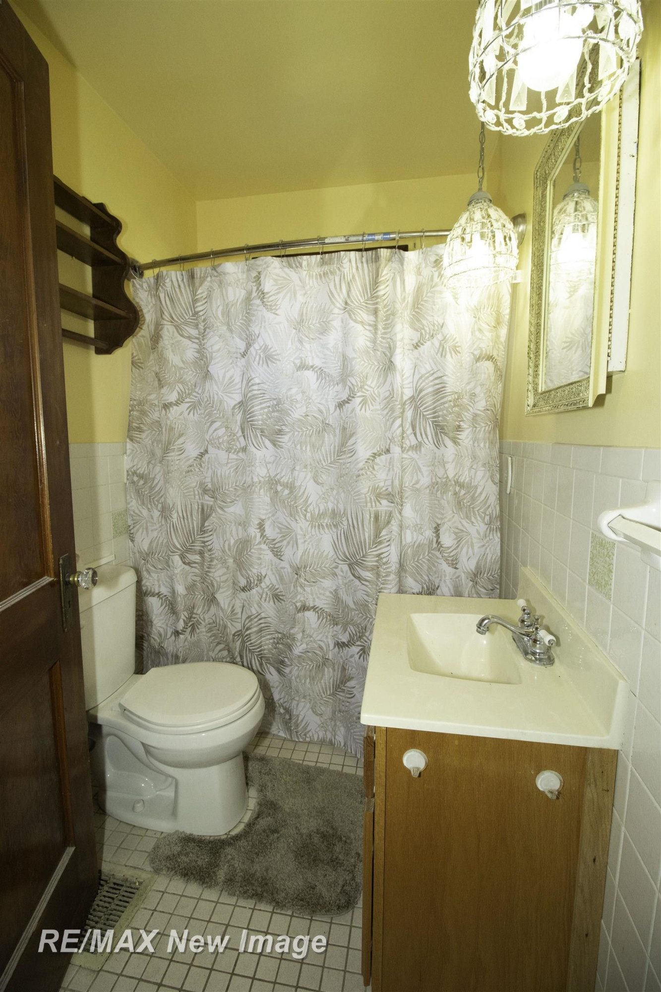 435 S Line Street, Chesaning, MI 48616 — Photo 14