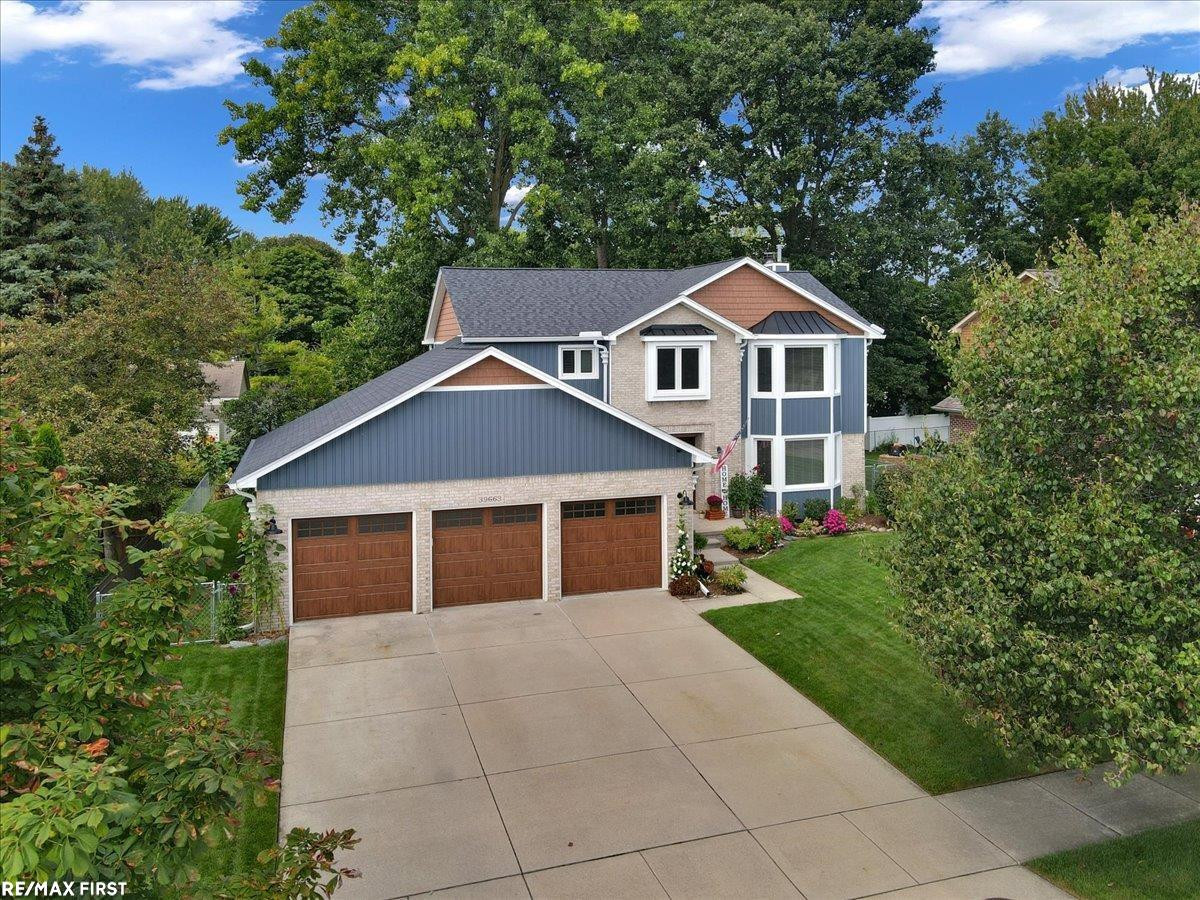 39663 Southpointe Avenue, MI — Photo 2