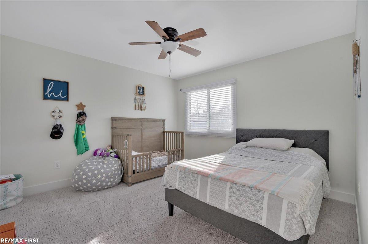 39663 Southpointe Avenue, MI — Photo 28