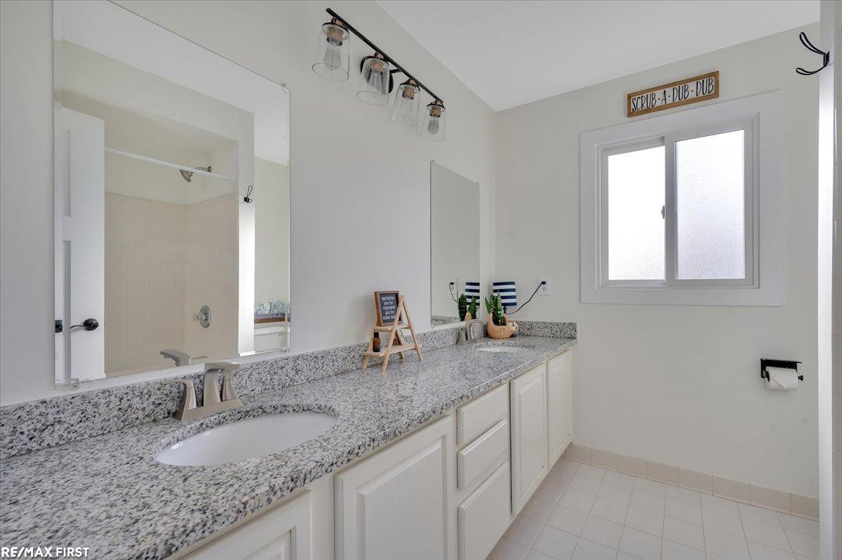 39663 Southpointe Avenue, MI — Photo 30