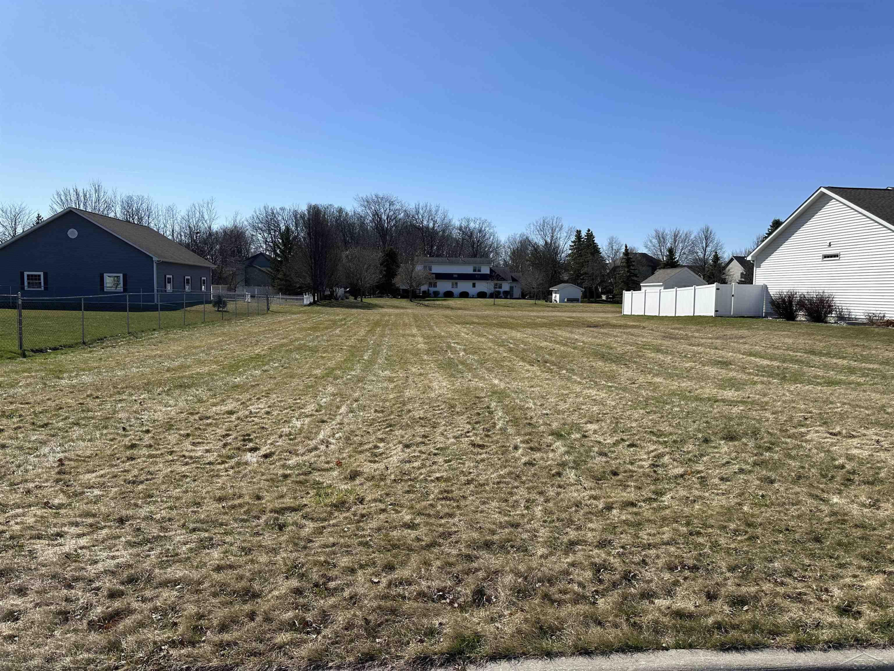 Winterwood Lane, Saginaw, MI 48603 — Photo 2