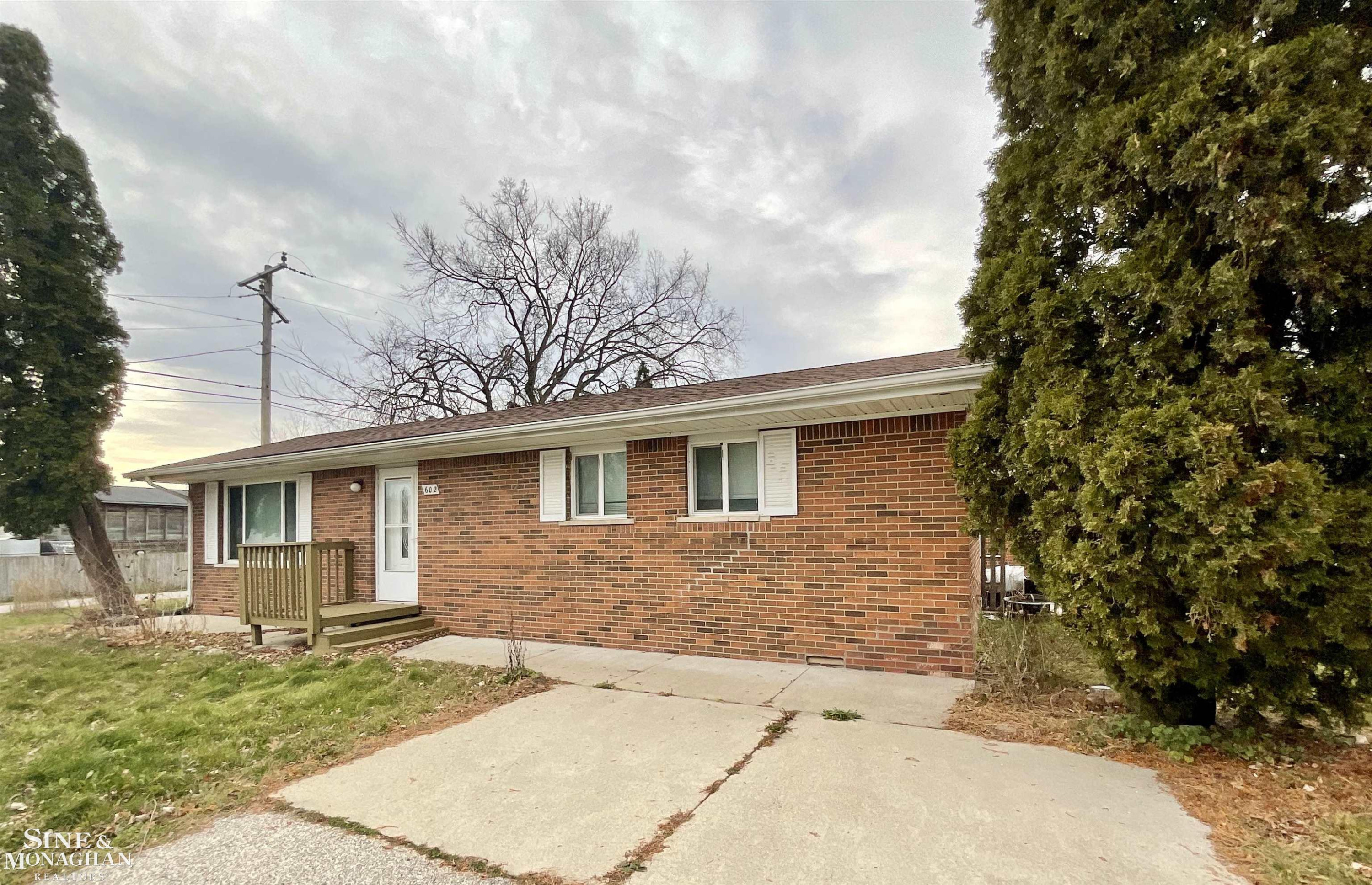 602 Worfolk Drive, MI 48001 — Photo 3