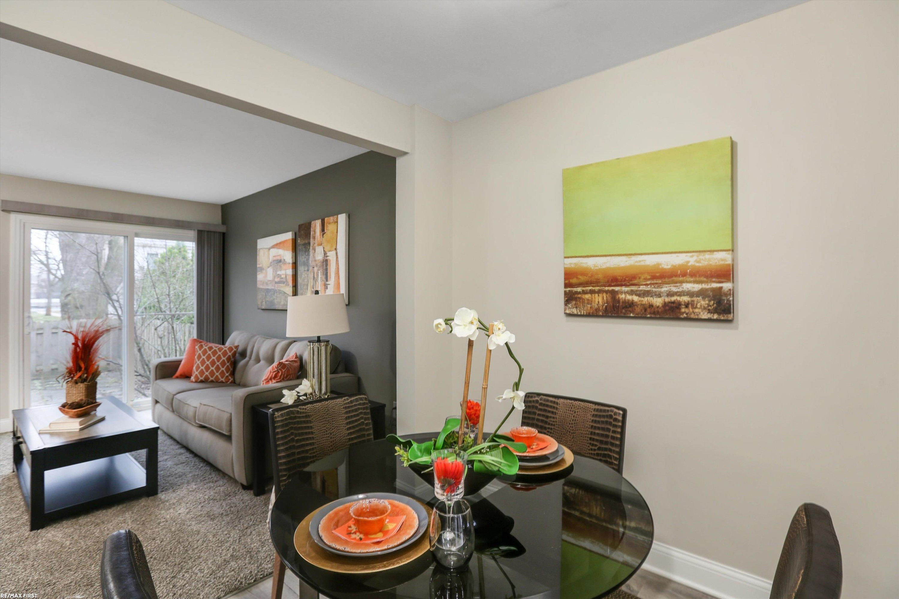 24524 Bashian, Novi, MI 48375 — Photo 5