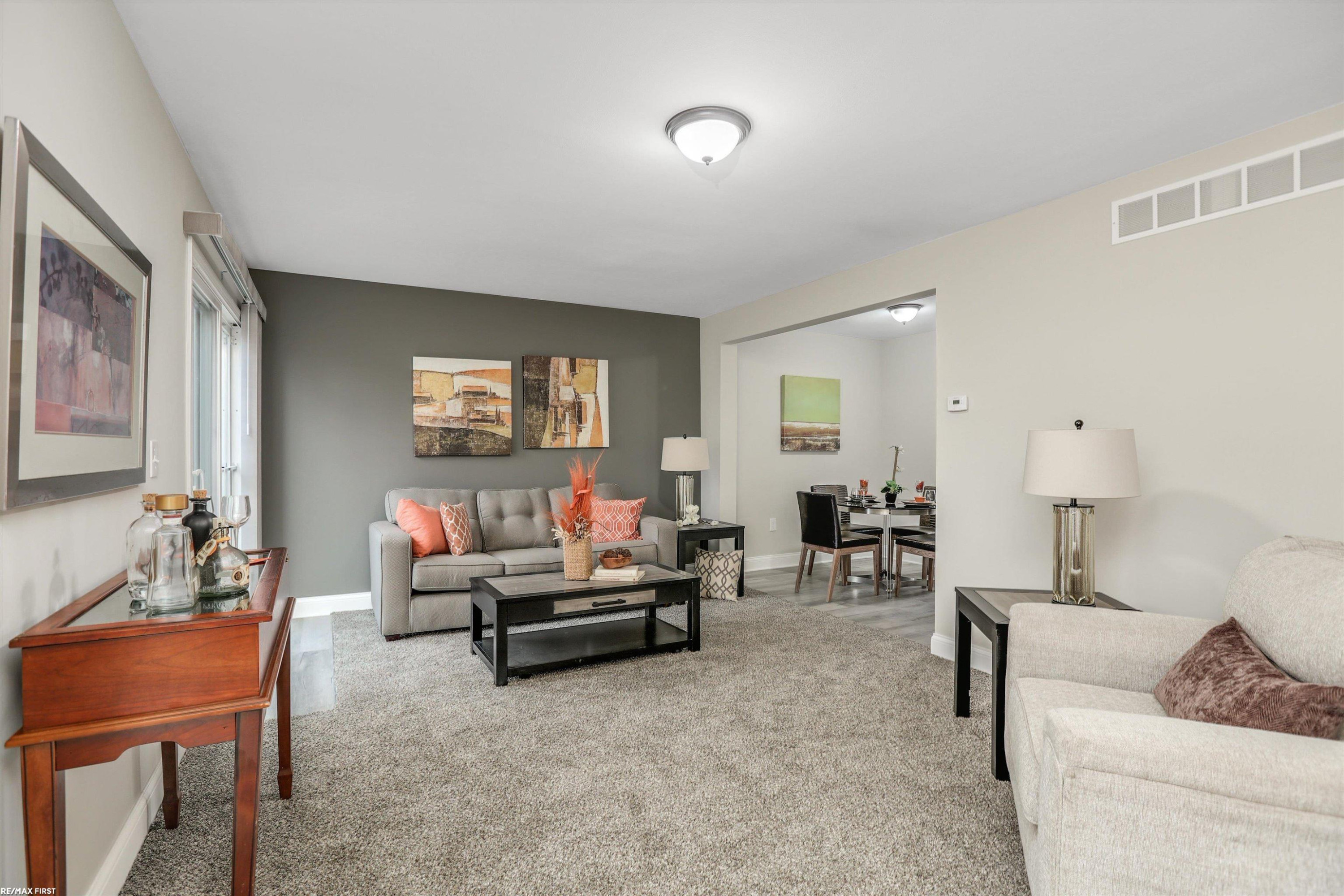 24524 Bashian, Novi, MI 48375 — Photo 7
