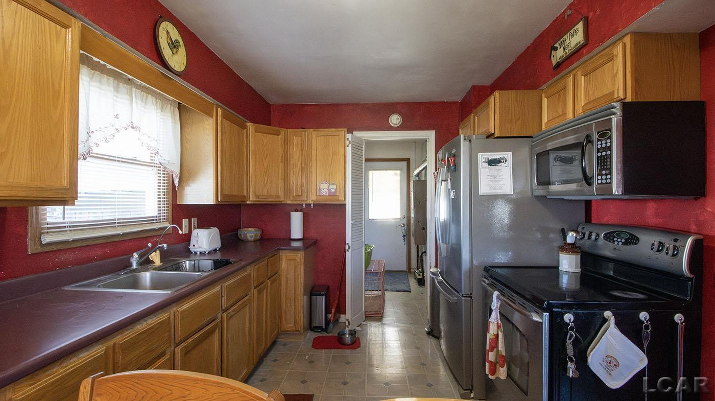 2147 Hickory Street, Adrian, MI 49221 — Photo 7