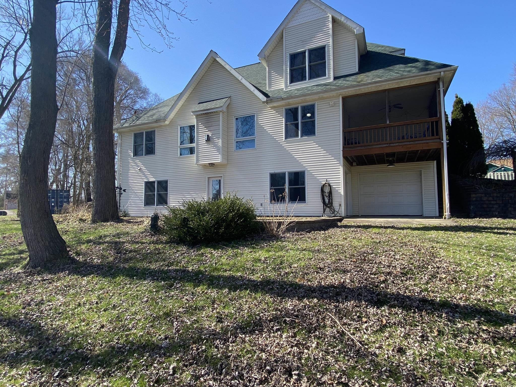 22 Kearsley Street, Ortonville, MI 48462 — Photo 2