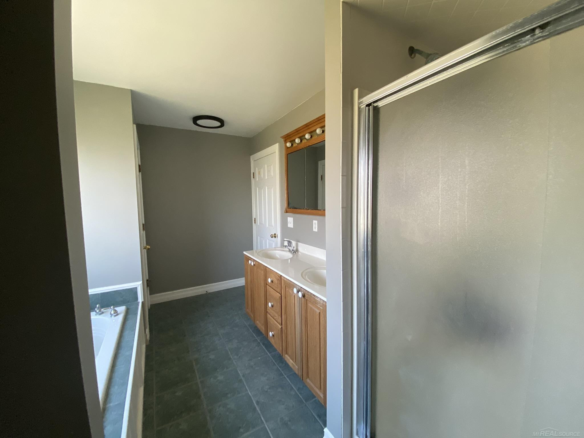 22 Kearsley Street, Ortonville, MI 48462 — Photo 17